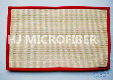 Red Fluffy Eco-Friendly Microfiber Mat Highly Absorbent With Interior Foam